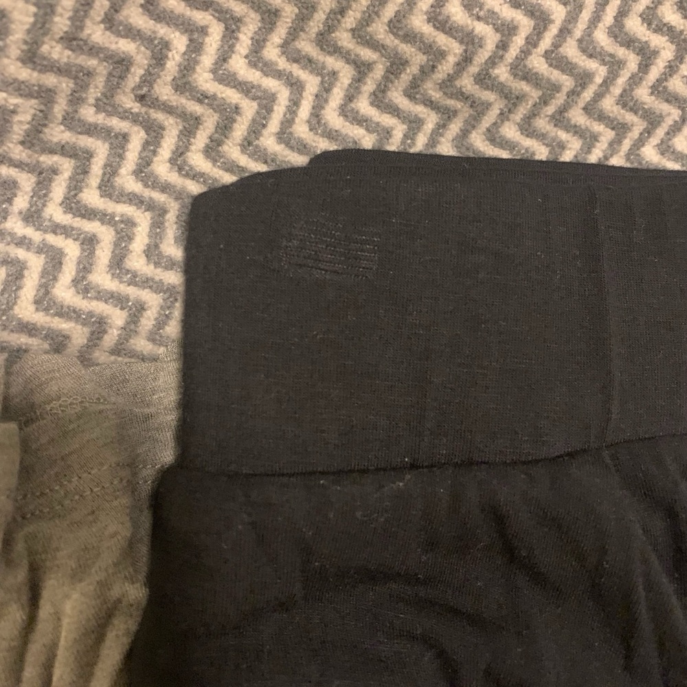 NEVER WORN Torrid 2 Mini Jersey Skater Skirt, Dip Dye, Navy and Gray - Picture 10 of 12